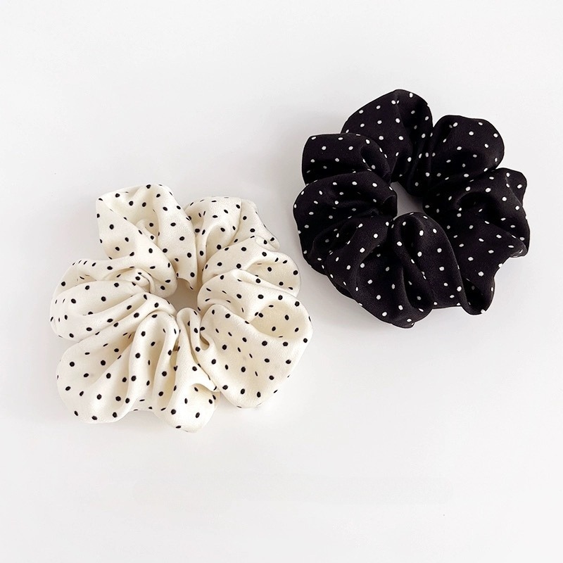 Set di 2 Eleganti Elastici per - Scrunchie Satin Set recensione e prezzo