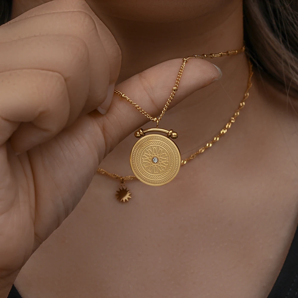 EBbelle Centro dell'Universo C - Coin Necklace Delicate recensione e prezzo