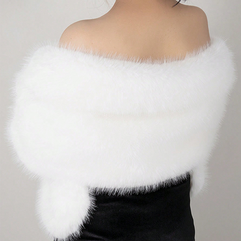 Sciarpa da donna in finta pell - Women'S Winter Accessories Set recensione e prezzo